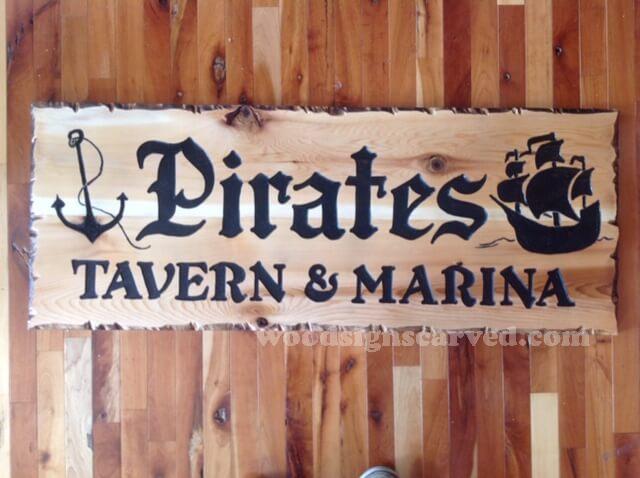 WoodPeckerCarvedSigns-0928