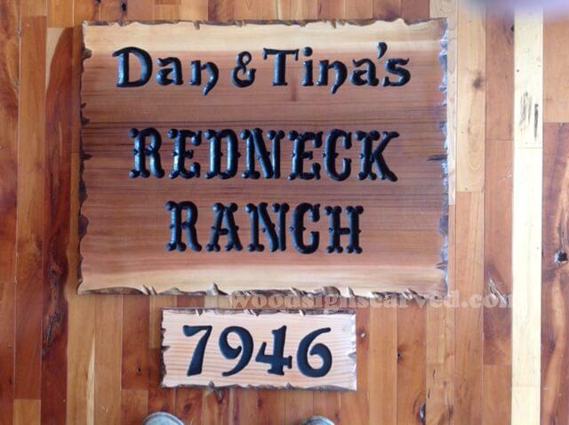 WoodPeckerCarvedSigns-1030