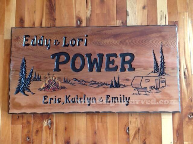 WoodPeckerCarvedSigns-1377